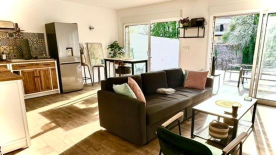 *rivage* Spacieux T2 Rdc Sur Cour:jardin-fibre-netflix-terrasse * Pont-de-Metz